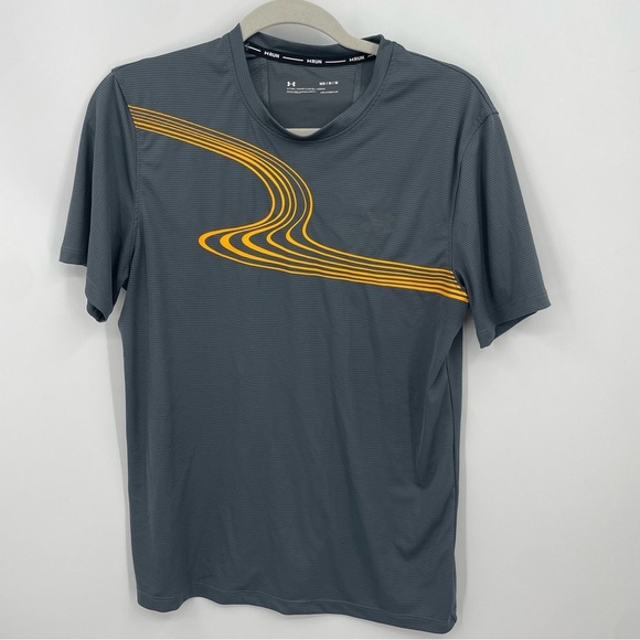 Men's Under Armor Medium Fitted Heat Gear Gray Short Sleeve Run Running Shirt - Picture 1 of 5